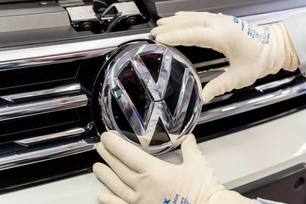 f05884d8-volkswagen-logo.jpg