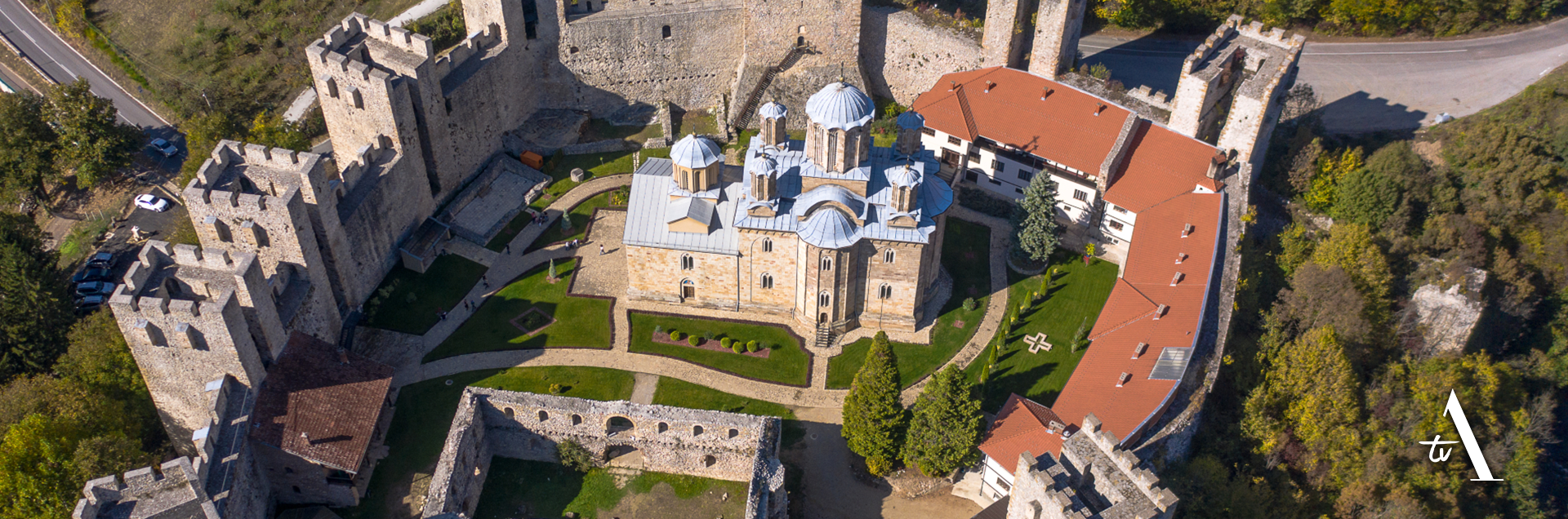 manastir_manasija_portal.png