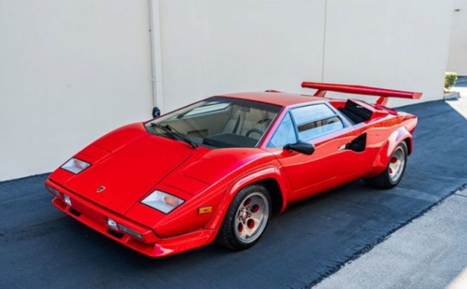 countach_lp400_s.jpg