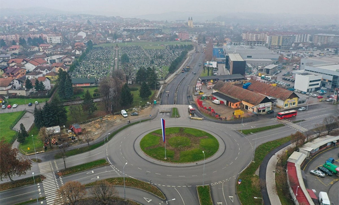 kruzni_tok_kod_lesnine.jpg