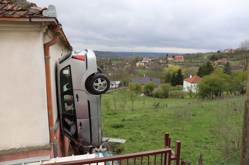 saobracajka_auto.jpg
