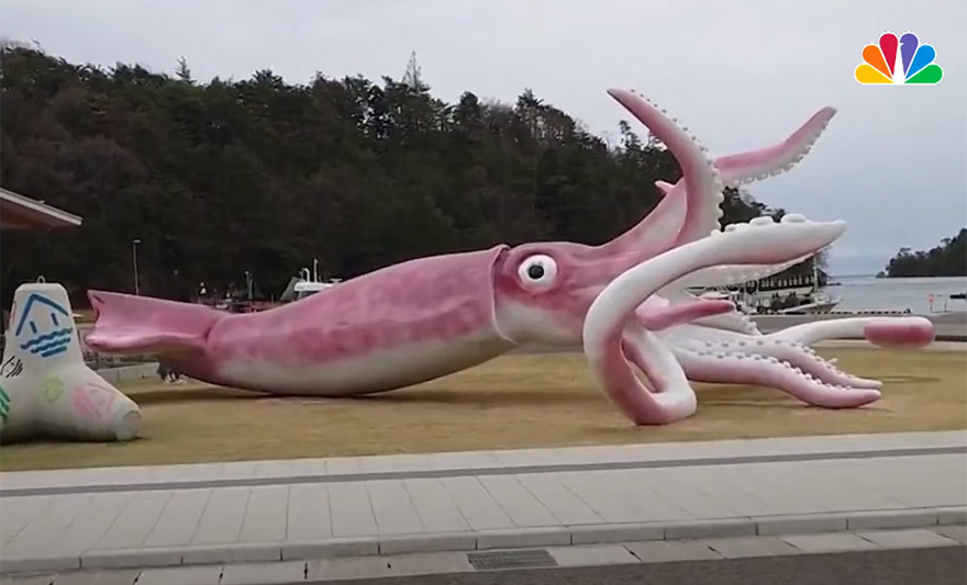 lignja_statua_japan.jpg