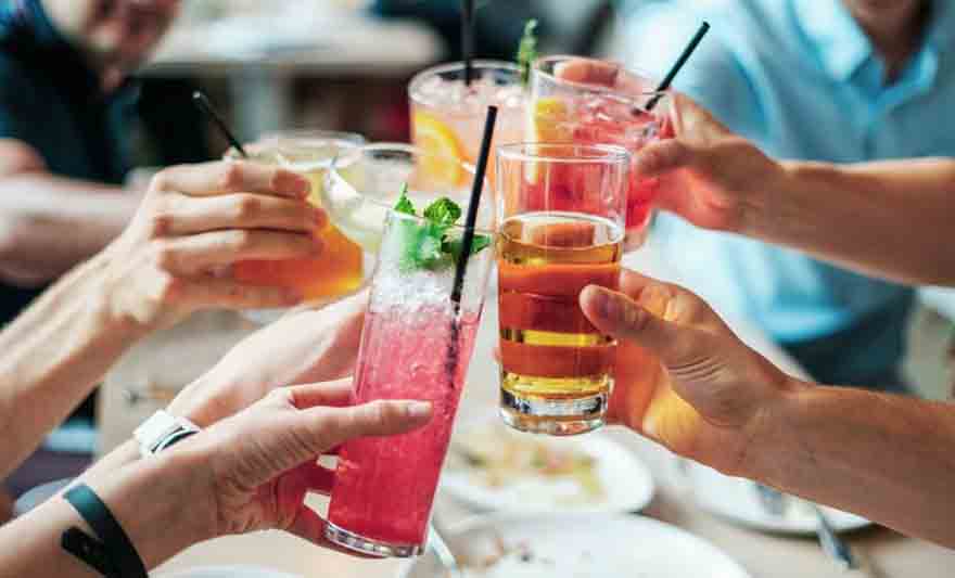 60f6d967a94de-alkohol-830x0.jpg