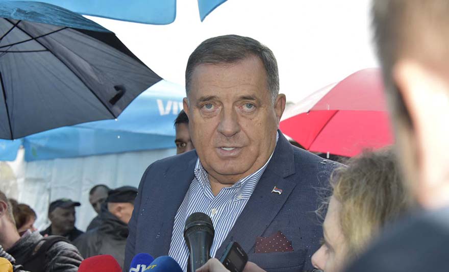 612b7d7aa326c-dodik-srna.jpg