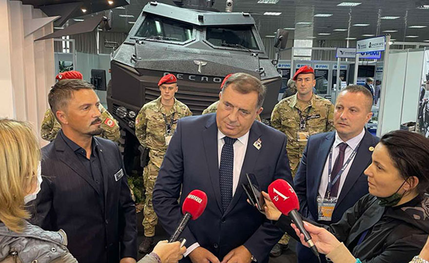 616421a532977-dodik.jpg