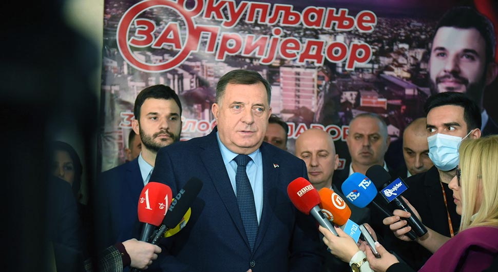 61a22f4a03e76-dodik.jpg