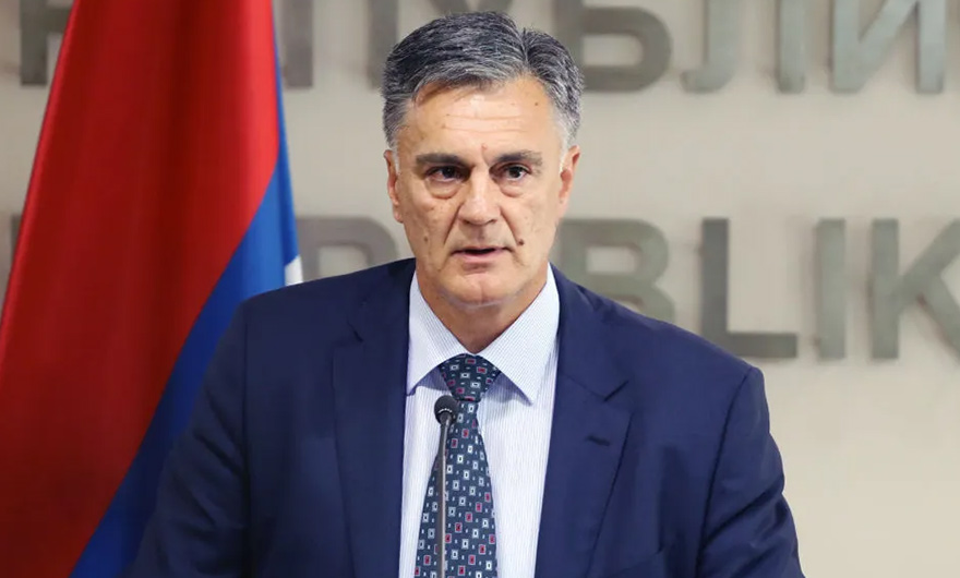 SINISA-KARAN-DOSIJE.jpg