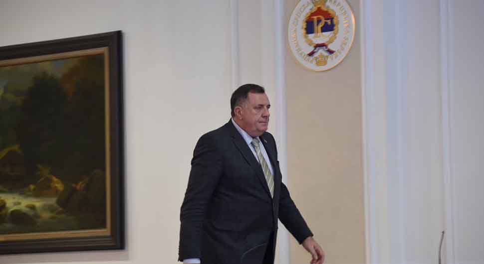 61ab4ba09243c-dodik.jpg