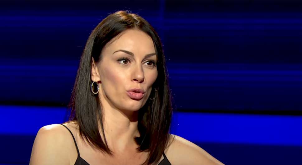 Žena poslije sukoba sa Slobodom Mićalović plače i trese se: Laže, kunem se u dijete