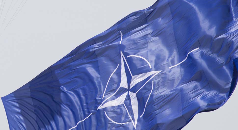 nato-zastava-pixabay-ilustracija.jpg