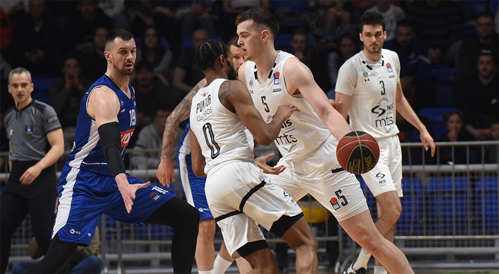 622e58053eca5-partizan.jpg