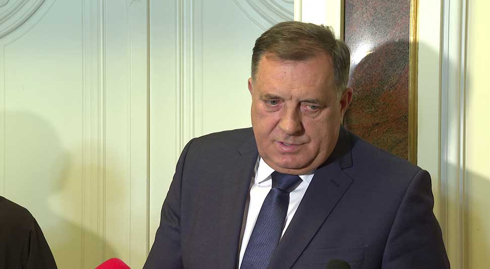 6263dc56e7433-Dodik.jpg