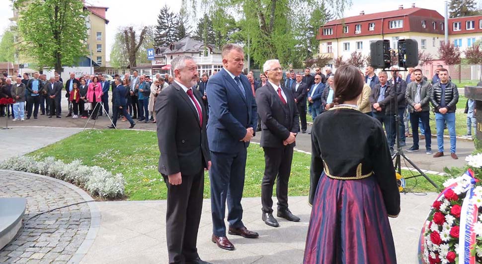 6263e26907d3b-Gradiska.jpg