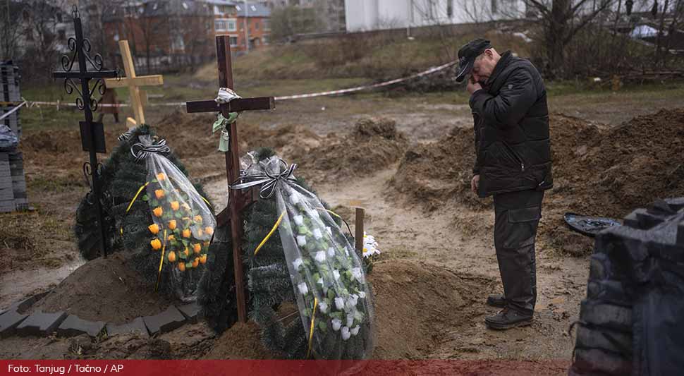 masovna-grobnica-kijev-tanjugap.jpg