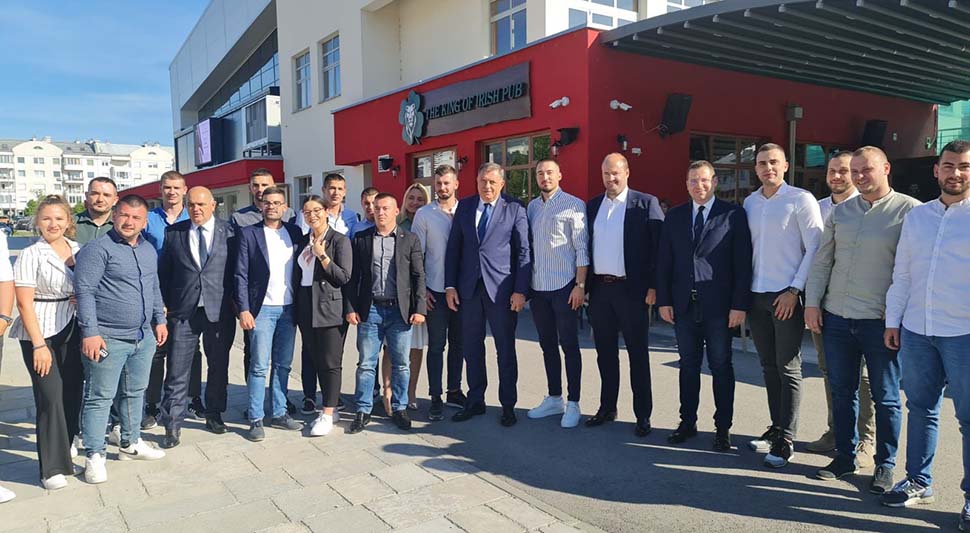 dodik-mladi-twitter.jpg
