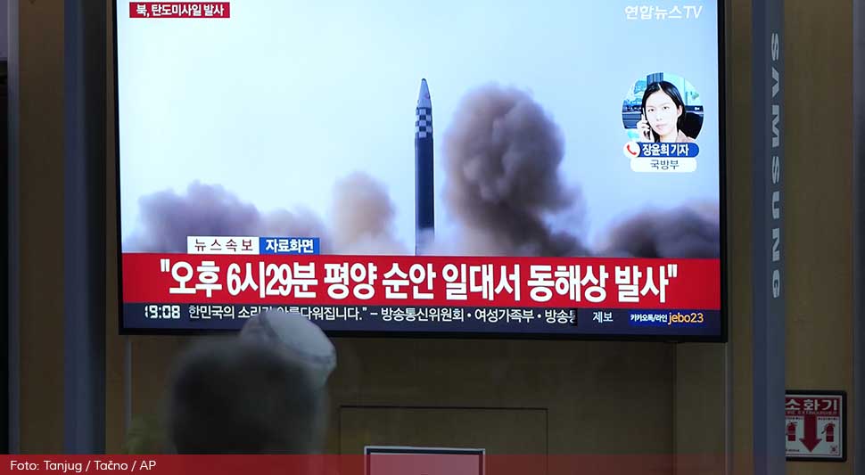 sjeverna-koreja-rakete-tanjugap.jpg