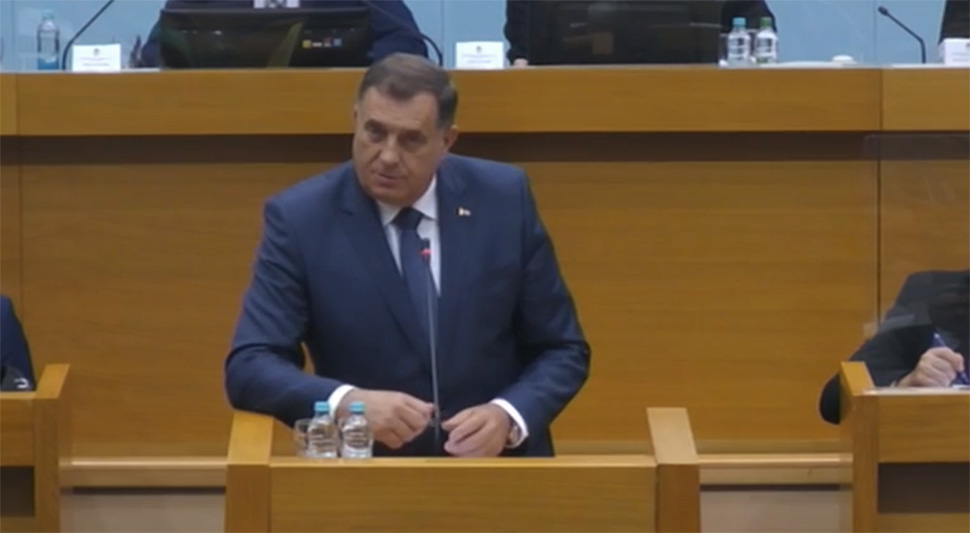 629e0a3bbe574-Dodik.jpg