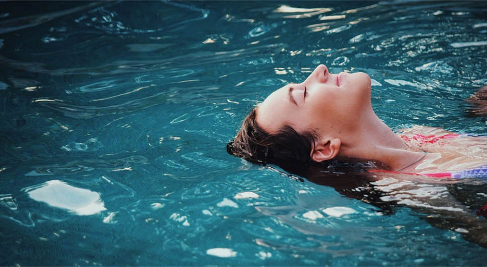plivanje-kupanje-pixabay-ilustracija.jpg