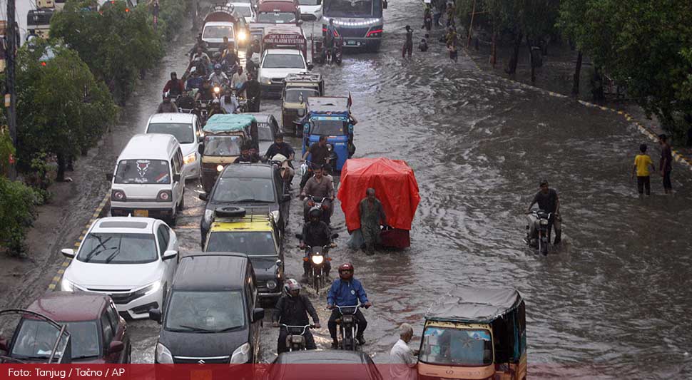 pakistan-poplave-tanjugap.jpg