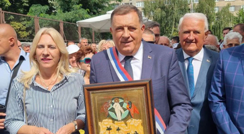 62ffb96cb8c85-Dodik.JPG