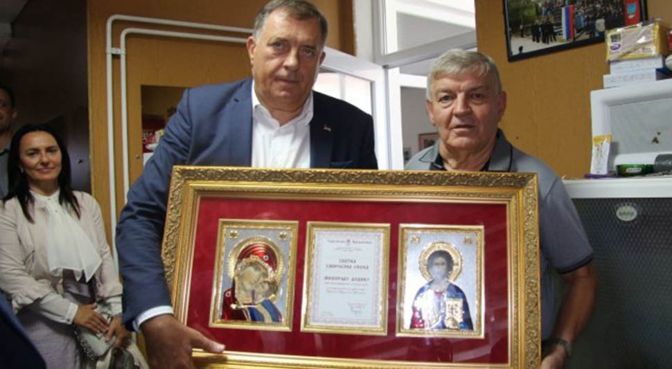 630b3d8850870-dodik.jpg