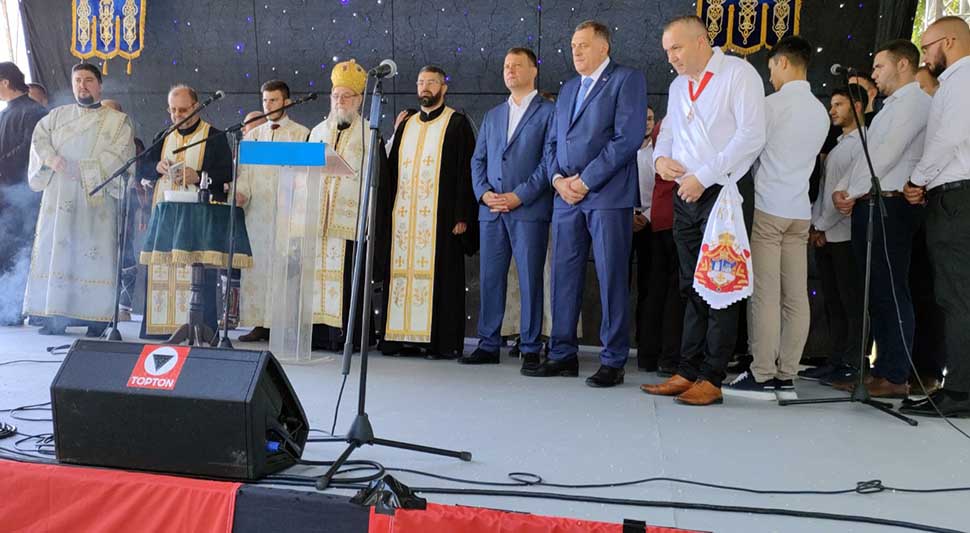 dodik-vojvodina-srna.jpg