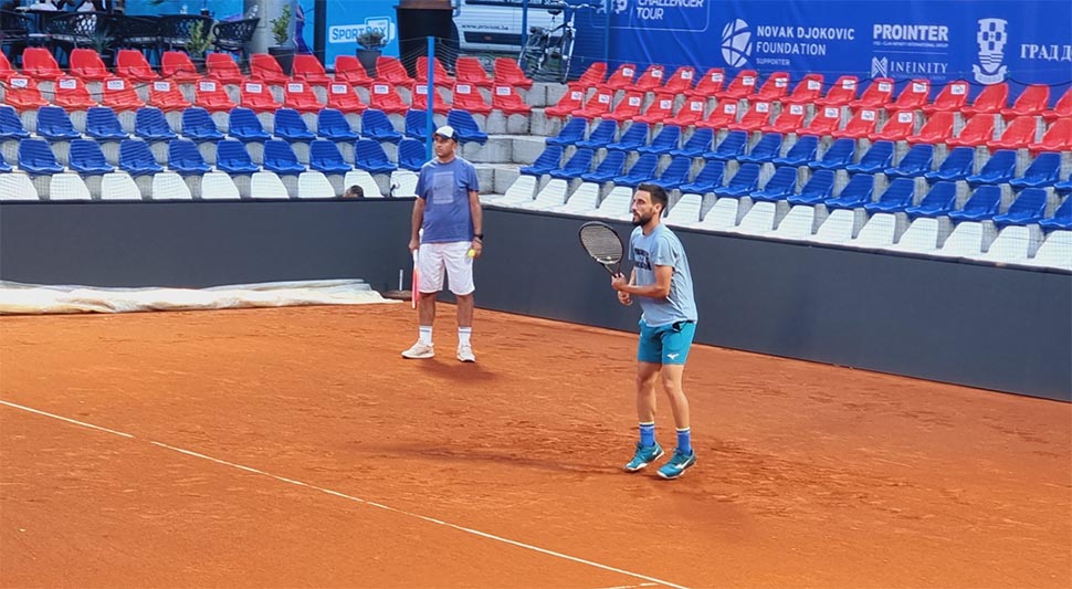 dzumhur.jpg