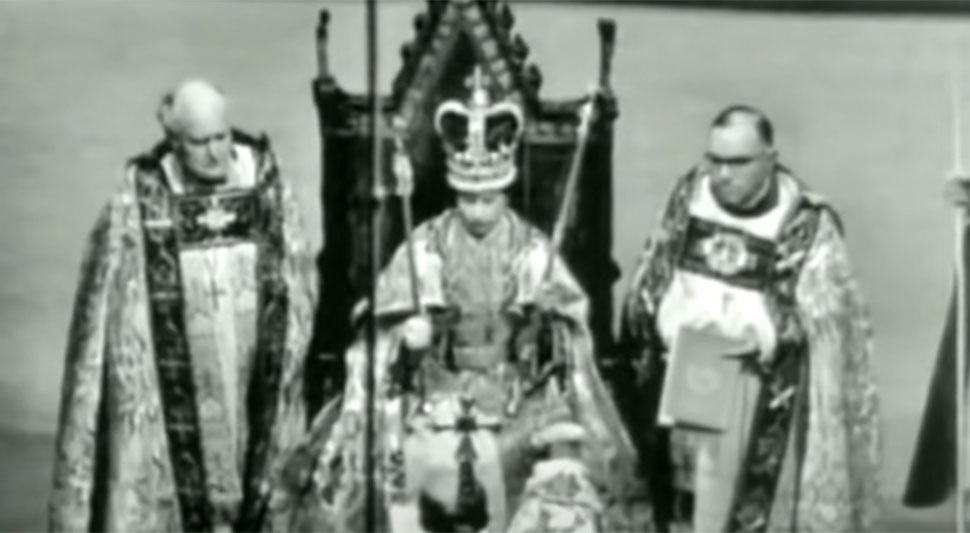 kraljica-erlizabeta-druga-krunisanje-screenshot-youtube.jpg