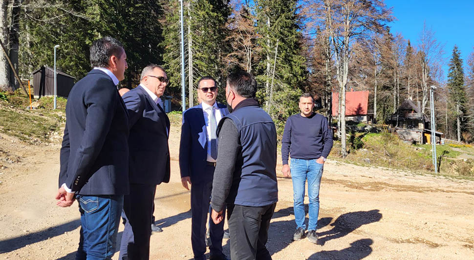 635bdedbc8cb8-Dodik.jpg