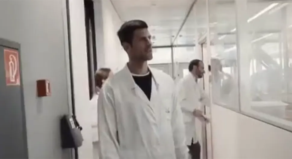 Novak Đoković stigao u Urgentni centar, došao da bude uz oca