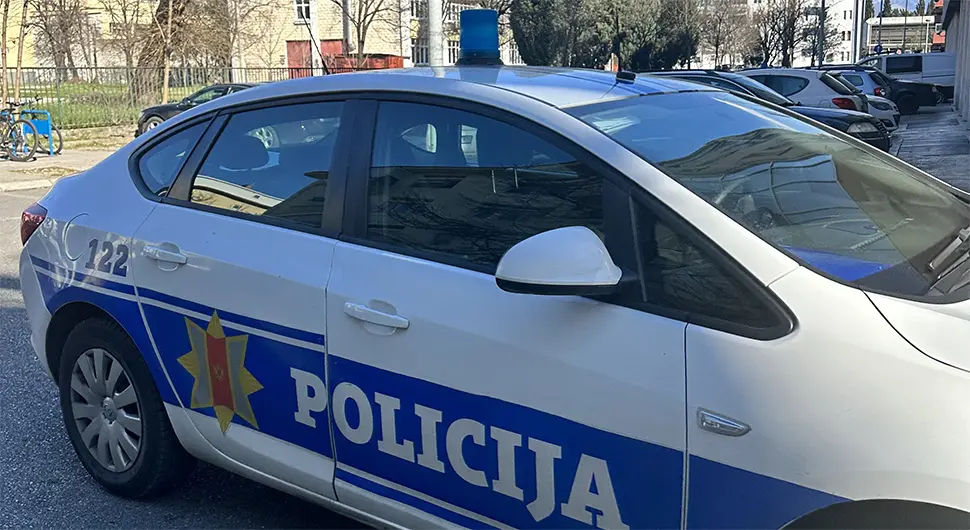 Pronađeno oružje - Državljanin BiH uhapšen u Ulcinju