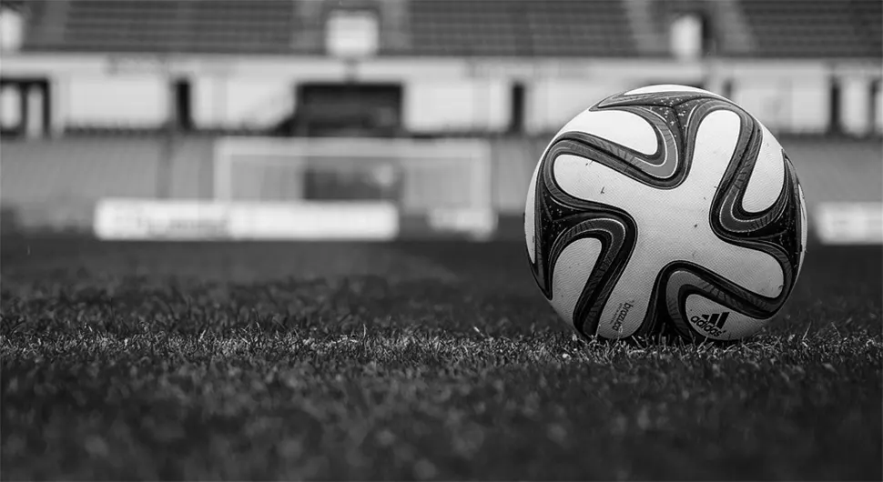 Fudbaler doživio srčani udar na terenu: Uznemirujući snimci se šire