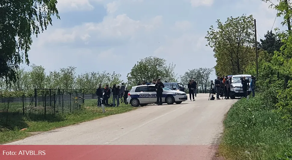 ATV na mjestu gdje je počinjen masakr: Malo Orašje blokirano