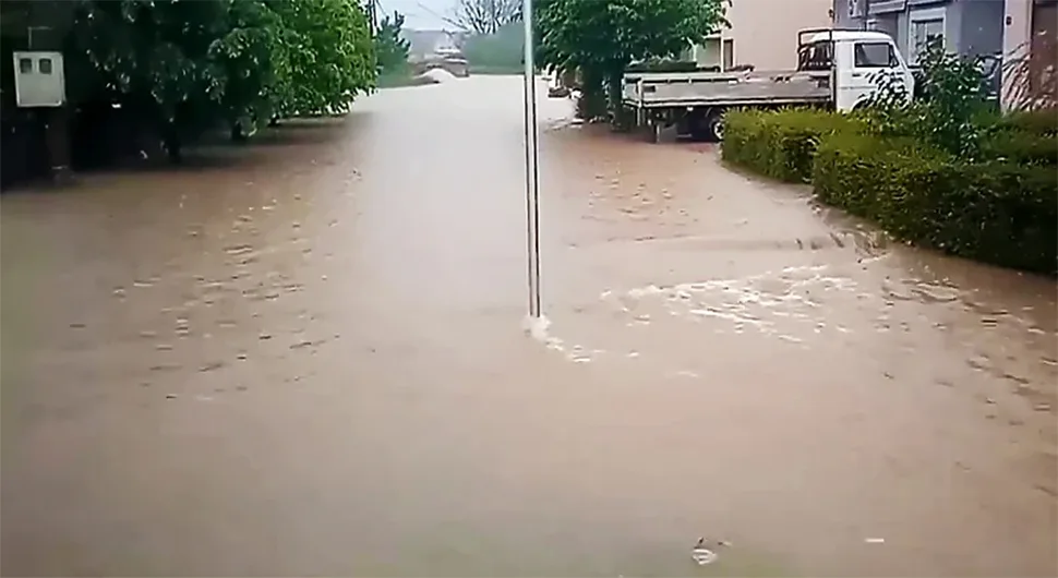 Obustavljena nastava u Sanskom Mostu, izlila se Bliha