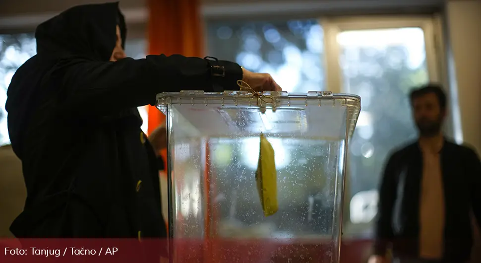Otvorena birališta u Turskoj: Najneizvjesniji izbori u 100 godina