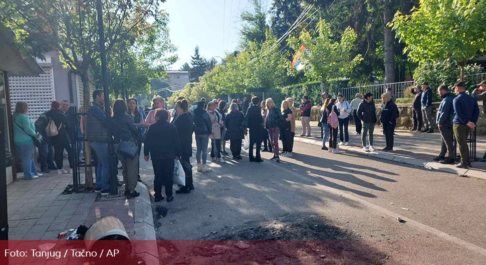 Poznato u kakvom je stanju Srbin ranjen u incidentu u Zvečanu