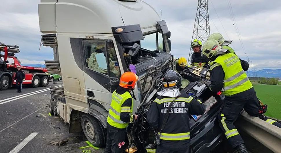 Gatara i njena kćerka poginule u udesu: Prije fatalne nesreće otvorila ovu kartu!