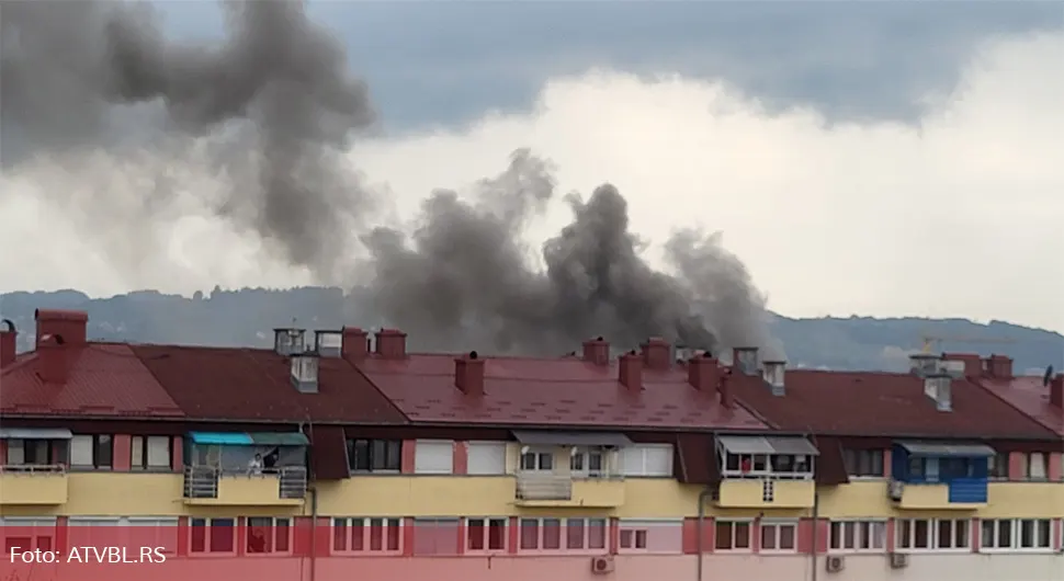 Požar u Banjaluci, kulja crni dim