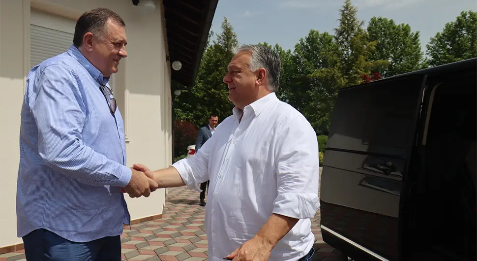 Dodik ugostio Orbana na svom imanju