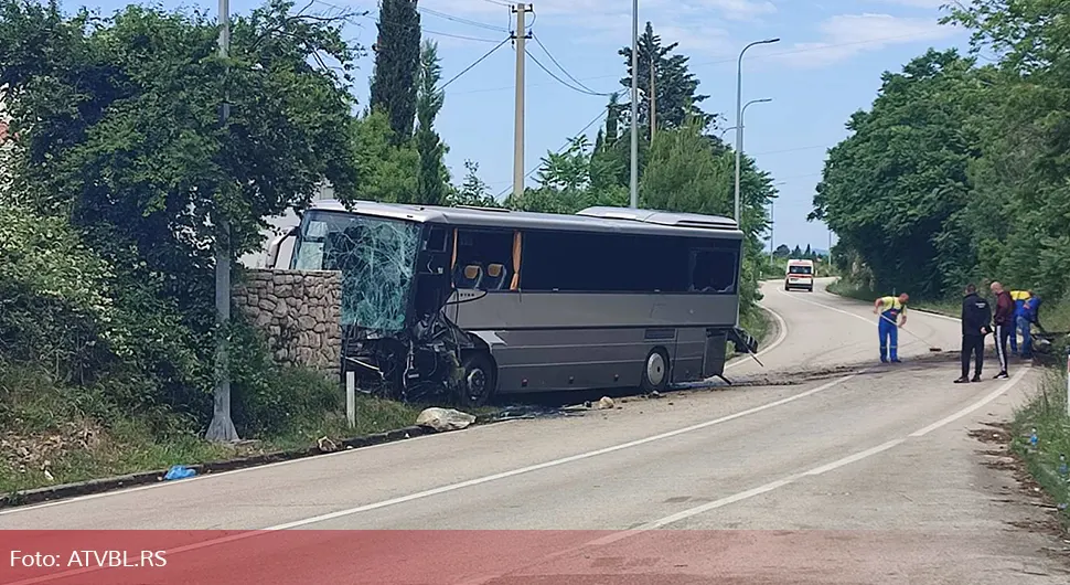 Bolnica u Trebinju: Povrijeđeni u saobraćajnoj nesreći stabilno