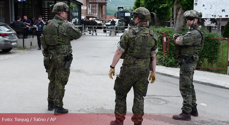 Sukobi u Kosovskoj Mitrovici poslije hapšenja Srbina: Bačen suzavac