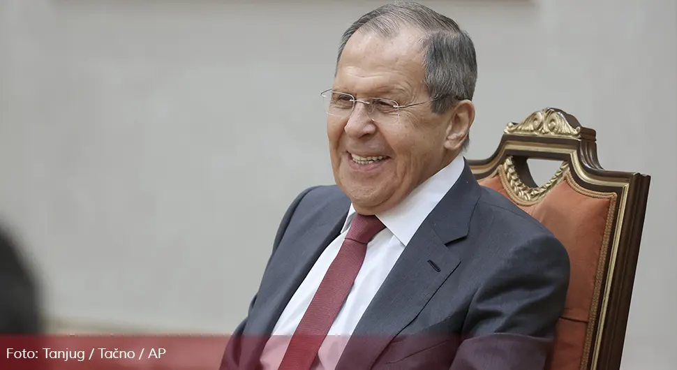 Lavrov: NATO želi vojno rješavanje krize