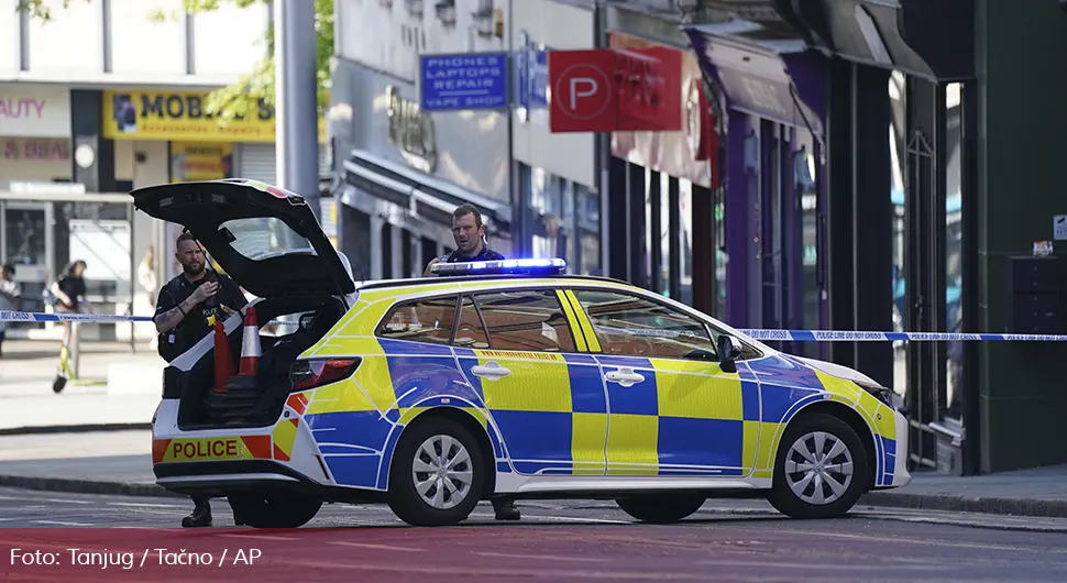 Da im se ne prelije iz Francuske: Britanska policija dobila veća ovlašćenja!