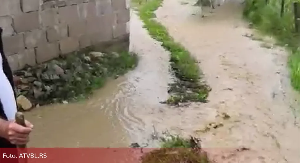 Bujica u naselju Debeljaci