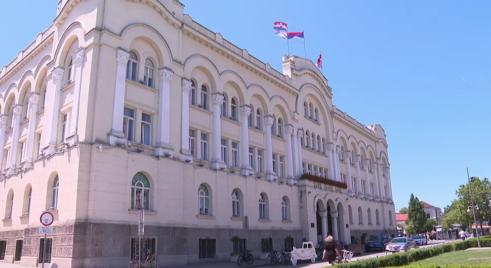 Policija u Gradskoj upravi, Stanivuković promijenio brave i ugrozio rad Skupštine