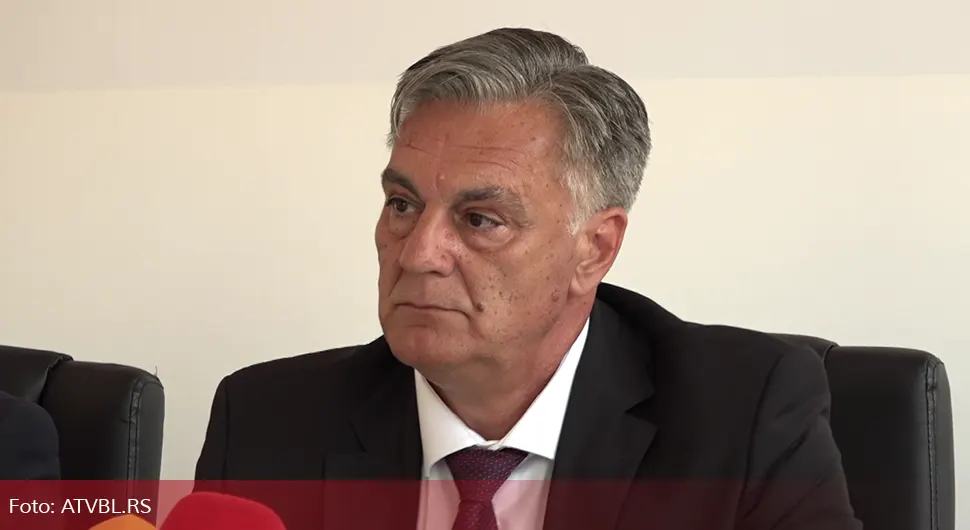 Karan: Jedno veliko ništa koje se zove Kristijan Šmit srušio je BiH