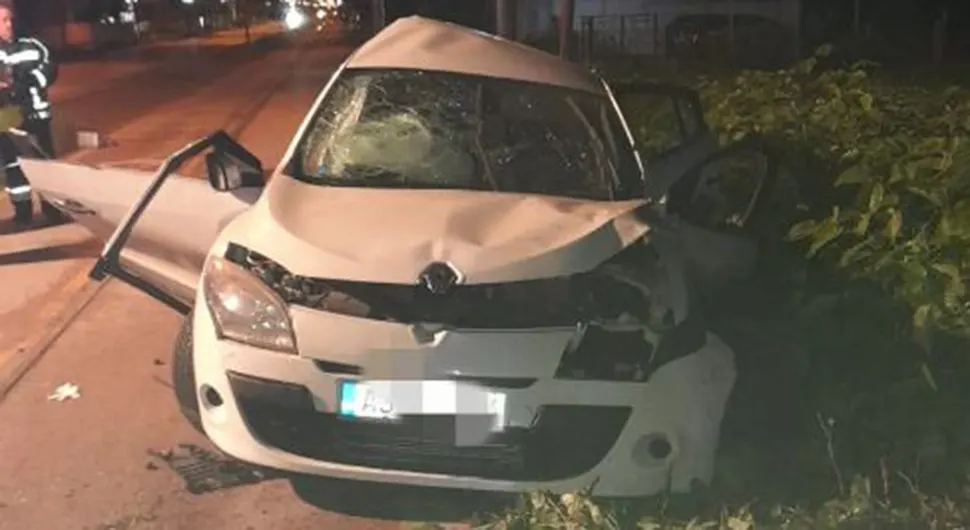Tri nezgode u Banjaluci: Automobil sletio na obalu Vrbasa