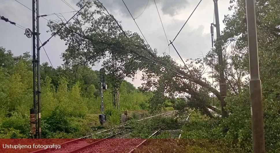 Uspostavljen saobraćaj Doboj - Banjaluka, ŽRS riješile problem za 12 sati