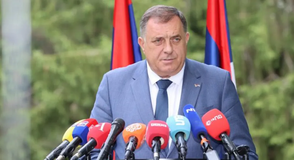 Dodik: Bodriću Borac večeras u Beču