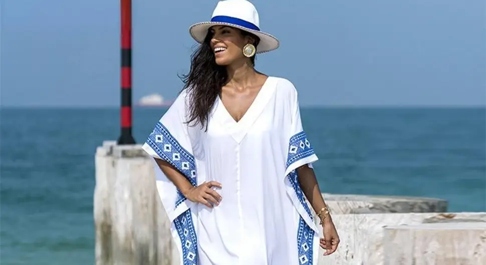 Kaftan je modni dodatak bez kojeg ne možemo zamisliti odlazak na plažu